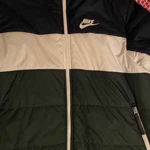 @nike zip up